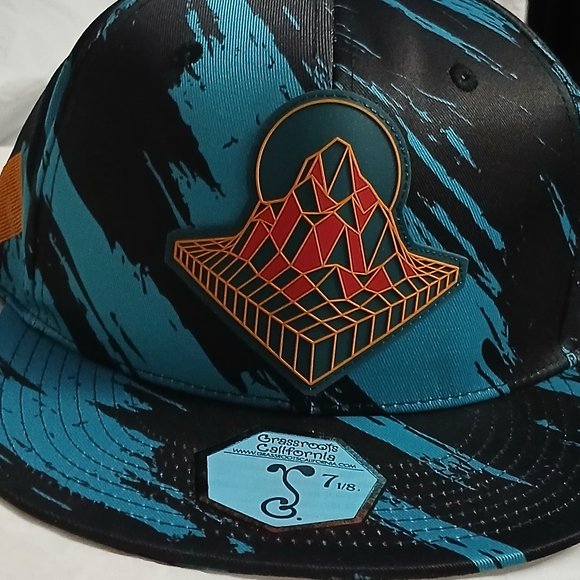 Stylish Black and Blue Graphic Cap - Picture 4 of 10
